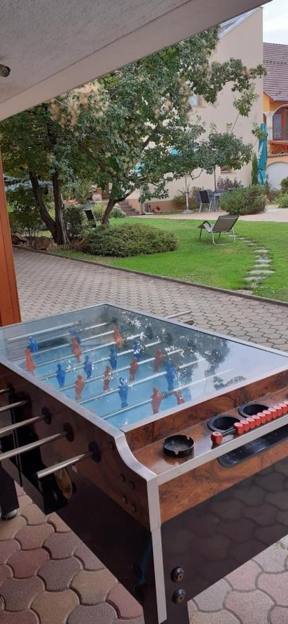 Kenguru Panzio Hotel Hódmezővásárhely Екстериор снимка