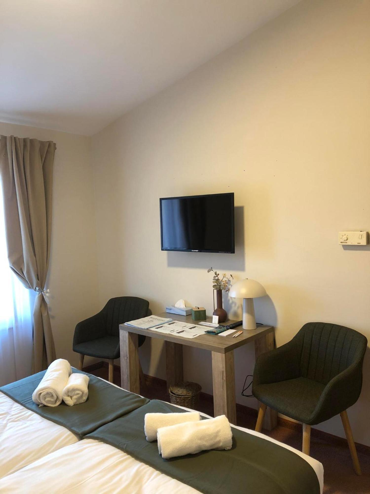 Kenguru Panzio Hotel Hódmezővásárhely Екстериор снимка