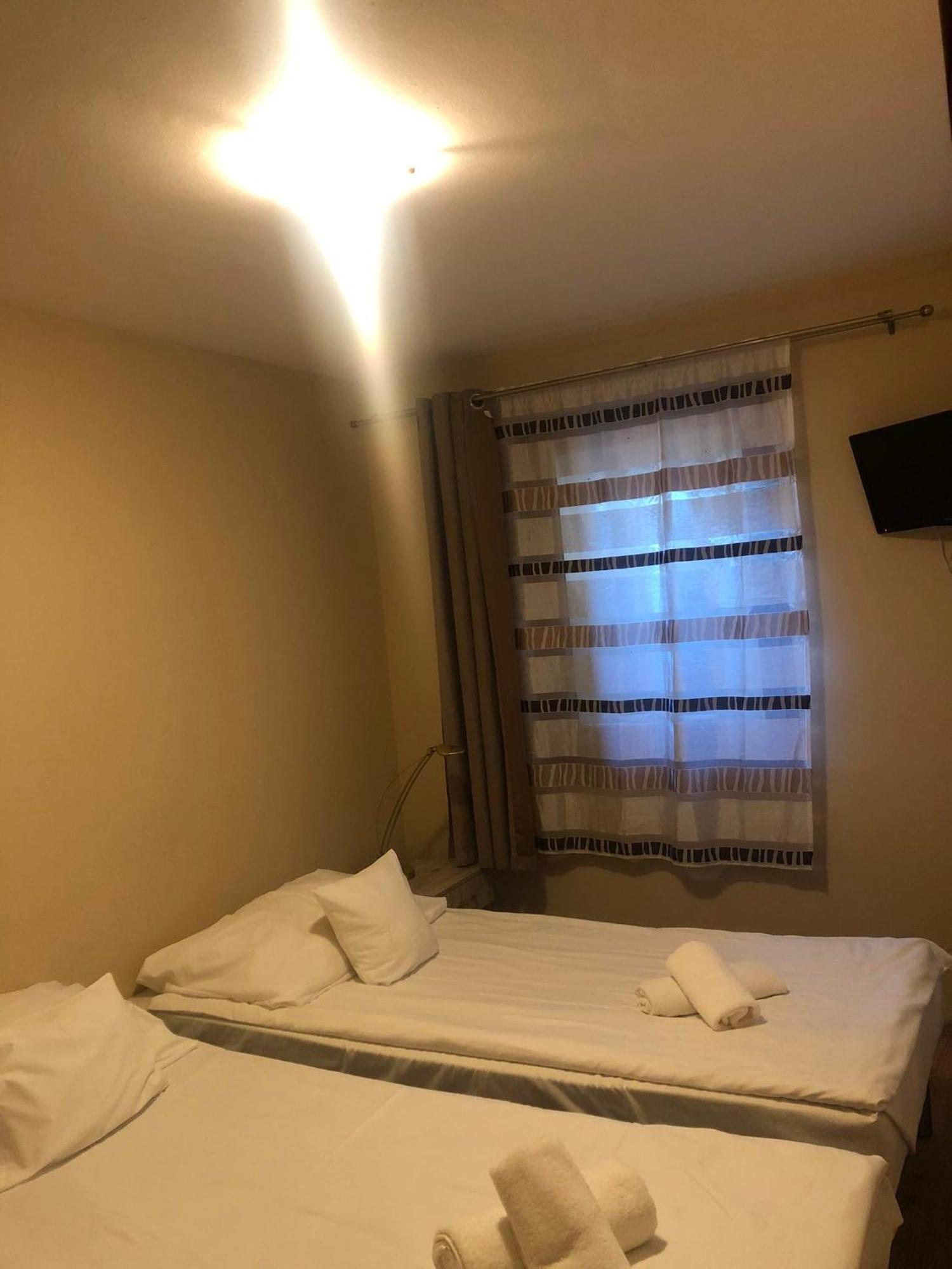Kenguru Panzio Hotel Hódmezővásárhely Екстериор снимка