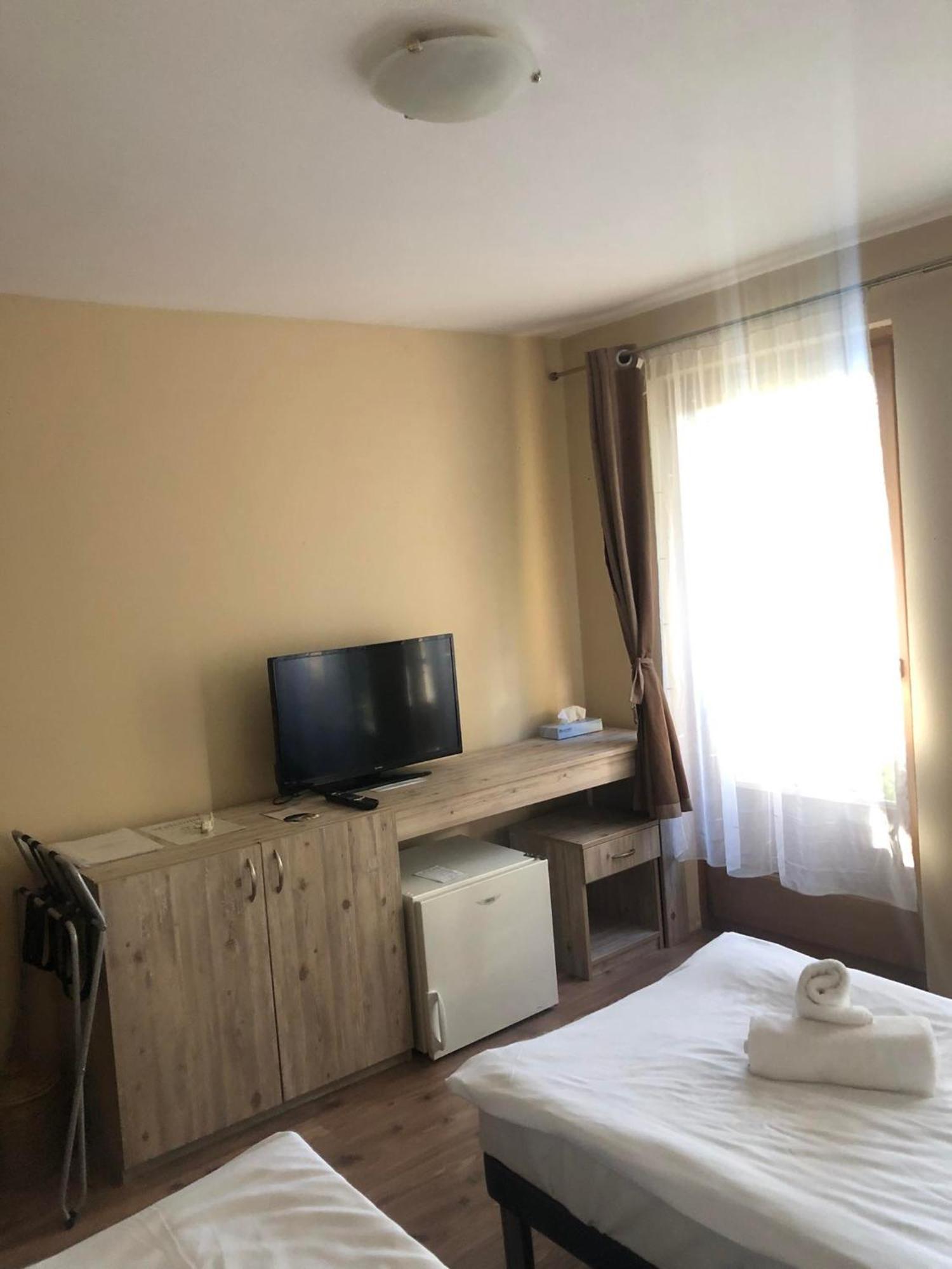 Kenguru Panzio Hotel Hódmezővásárhely Екстериор снимка