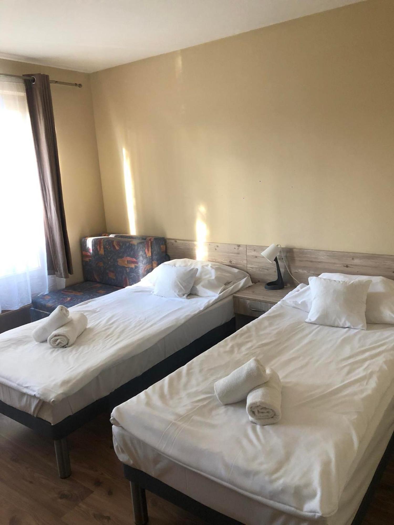 Kenguru Panzio Hotel Hódmezővásárhely Екстериор снимка