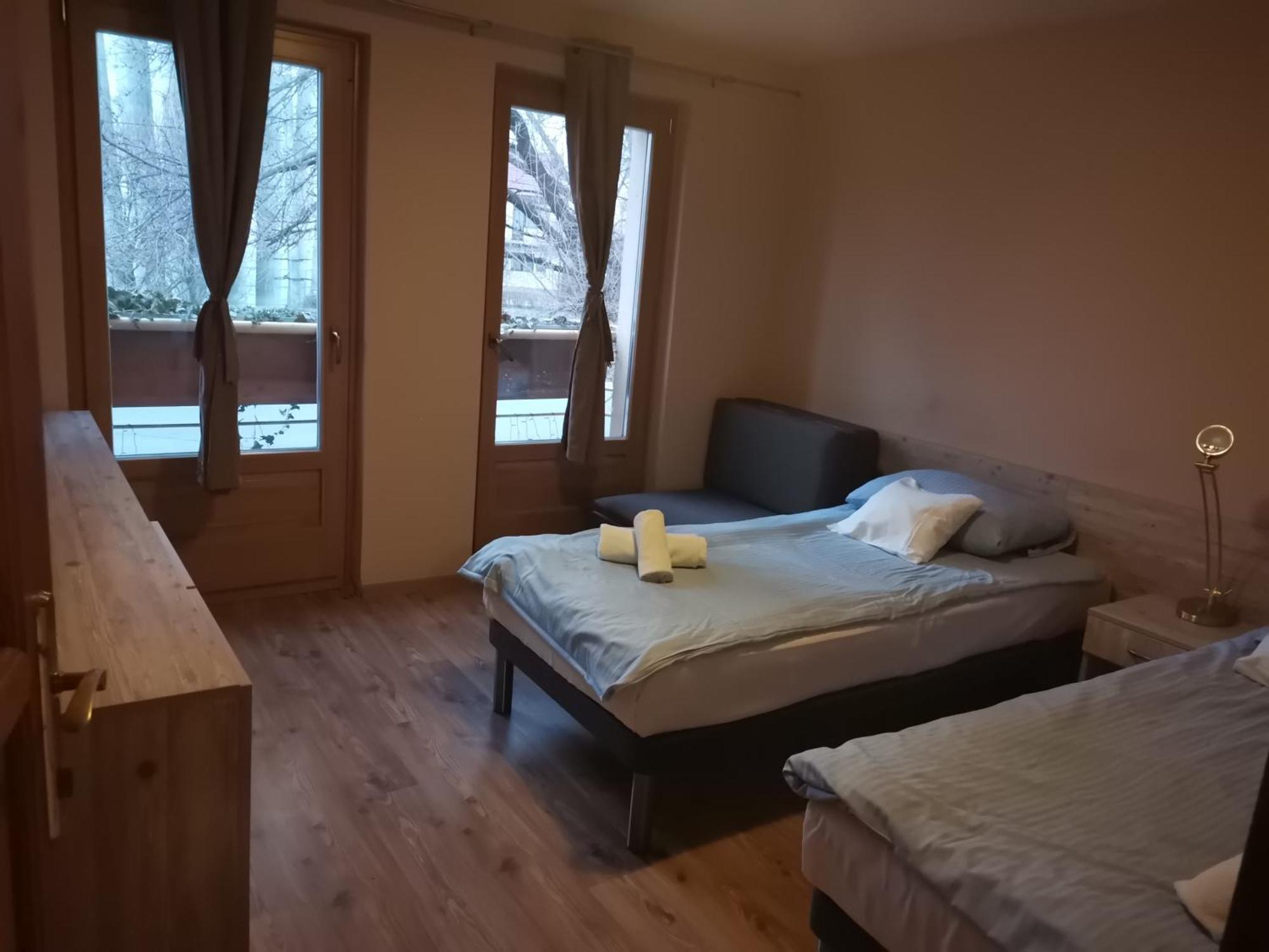 Kenguru Panzio Hotel Hódmezővásárhely Екстериор снимка